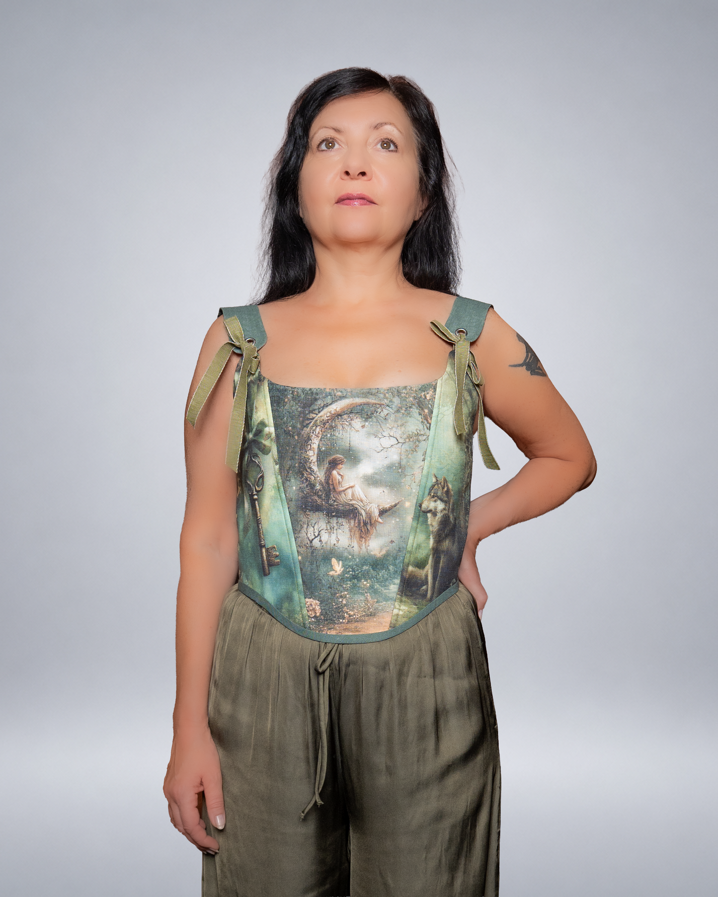 A romantic fantasy linen corset
