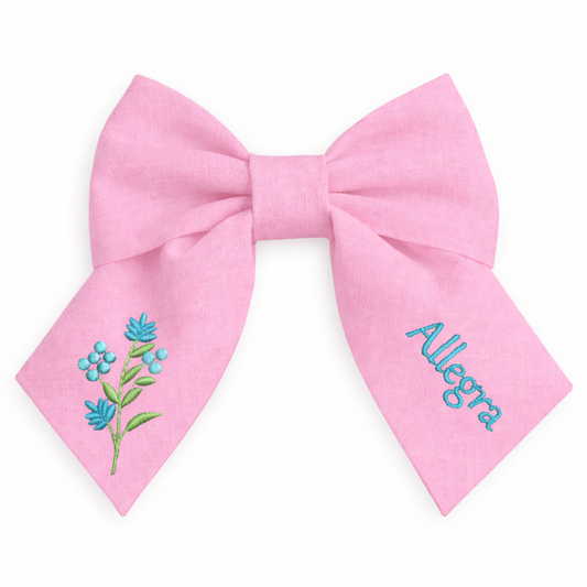 Personalised linen bow with embroidered customer name