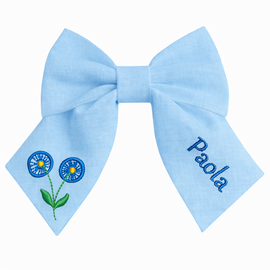 Personalised linen bow with embroidered customer name